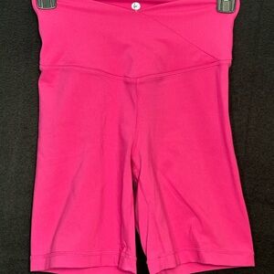 Women's XS Pink Slim Interlock Crossover 7" Shorts - 90 Degree By Reflex